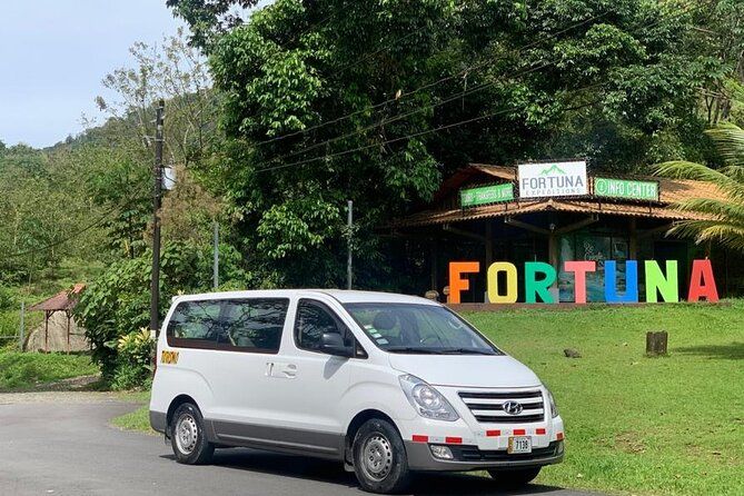 Imagen del tour: Traslado VIP privado desde el aeropuerto de San José a La Fortuna