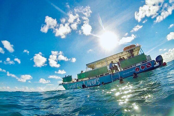Imagen del tour: Aventura de esnórquel en catamarán de medio día en los Cayos de Florida