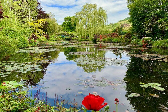 Imagen del tour: Visita guiada privada al Palacio de Versalles y Giverny con almuerzo: acceso prioritario