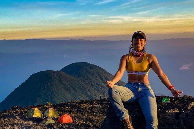 Imagen del tour: Tour privado de escalada al volcán de Atitlán desde Atitlán