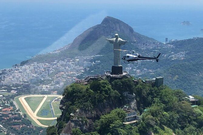 Imagen del tour: Tour privado en helicóptero sobre Río con un guía autorizado