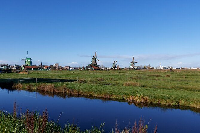 Imagen del tour: Tour de un día en grupo pequeño a Windmills, Volendam y Marken con camioneta Mercedes (Max 8P)