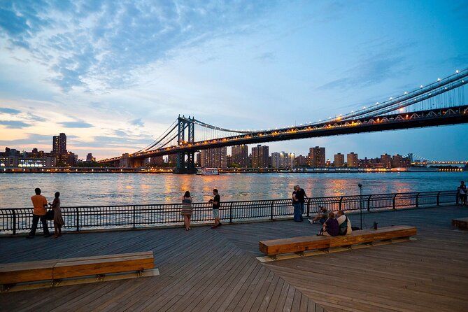 Imagen del tour: Arte, historia y vistas al mar en DUMBO