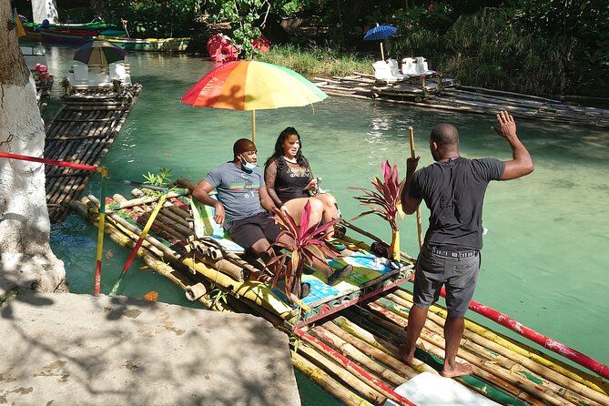 Imagen del tour: Rafting en bambú y paseo a caballo