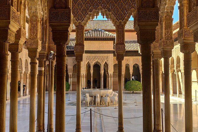 Imagen del tour: Tour Privado a Granada desde Sevilla: la Alhambra, el Generalife y el Albaicín