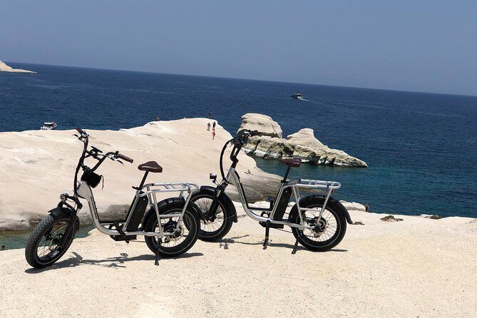 Imagen del tour: Paseo en bicicleta eléctrica por la isla de Milos