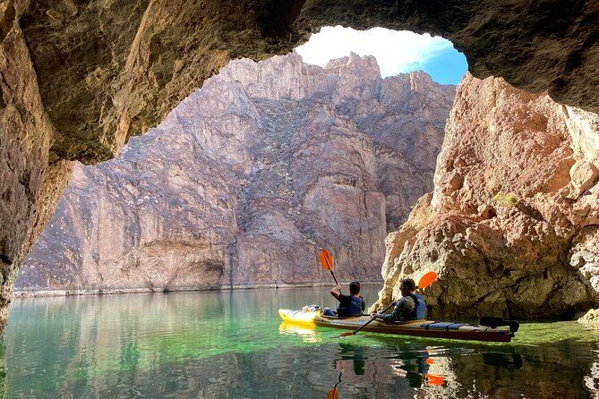 Imagen del tour: Excursión en kayak exprés a la cueva Emerald desde Las Vegas