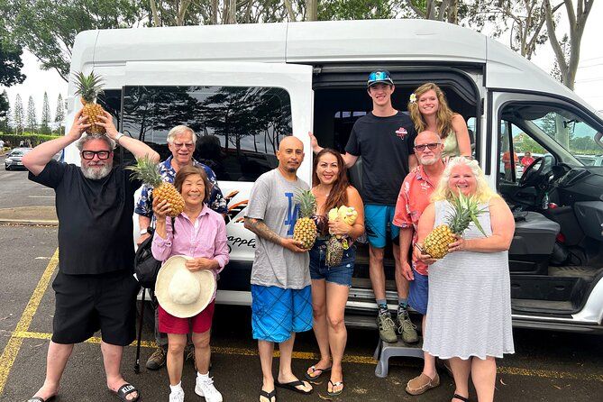 Imagen del tour: Recorrido de 10 paradas por Circle Island en Oahu + Byodo-Inn + Dole Pineapple gratis