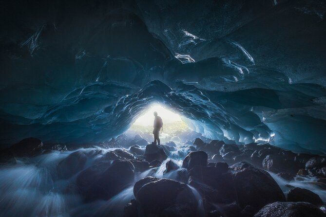 Imagen del tour: Cueva de hielo para madrugadores con 5 fotos profesionales