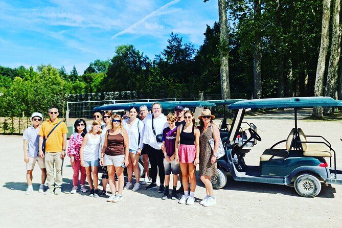 Imagen del tour: Visita guiada PREMIUM en carritos de golf y bicicletas por Versalles con almuerzo