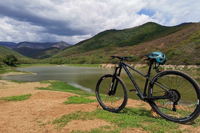 Imagen del tour: Tour de 6 horas en Bicicleta de Oaxaca al Árbol del Tule