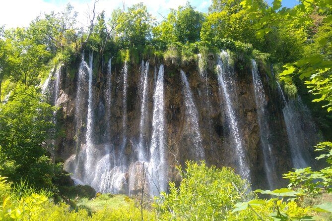 Imagen del tour: Excursión de día completo al parque nacional de los lagos de Plitvice con entrada y recogida en Opatija