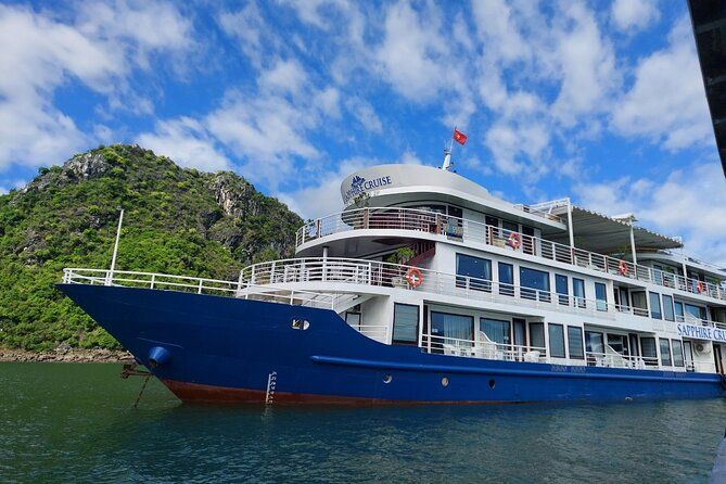 Imagen del tour: Crucero Sapphire - Tour de lujo por la bahía de Halong 2 días 1 noche