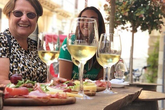 Imagen del tour: Visita guiada en Lecce y descubrimiento de vinos con un enólogo en grupo.