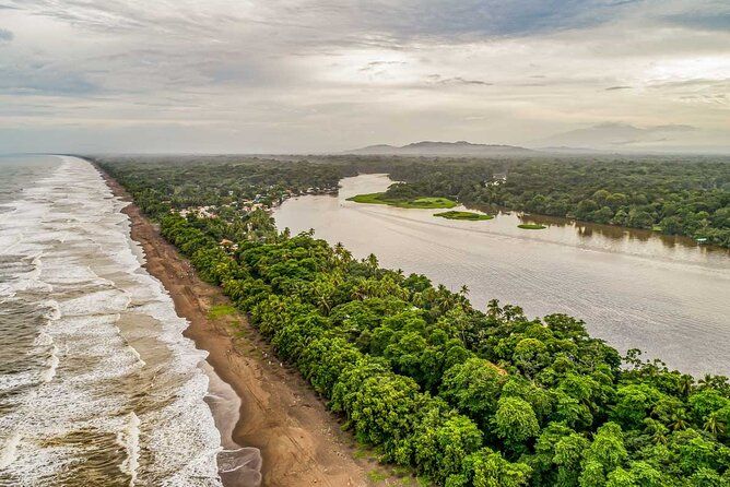 Imagen del tour: Entrada al Parque Nacional Tortuguero