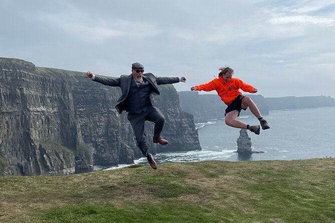 Imagen del tour: Excursión de senderismo por los acantilados de Moher desde Doolin - Grupo pequeño