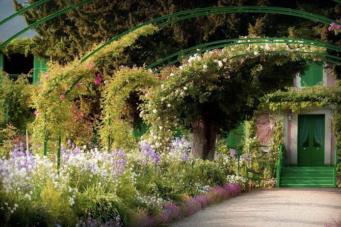 Imagen del tour: Giverny: visita guiada privada a pie por la casa y los jardines de Monet