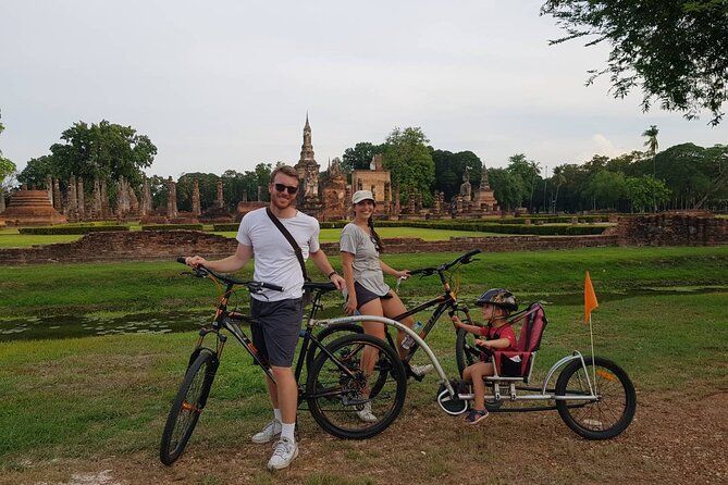 Imagen del tour: Tour de día completo por el parque histórico y el campo en Sukhothai
