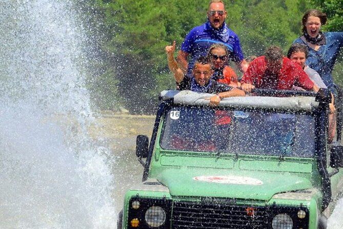 Imagen del tour: Marmaris Jeep Safari Tour con cascada y peleas de agua