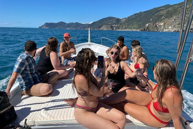 Imagen del tour: Visita guiada de medio día a Cinque Terre desde el mar