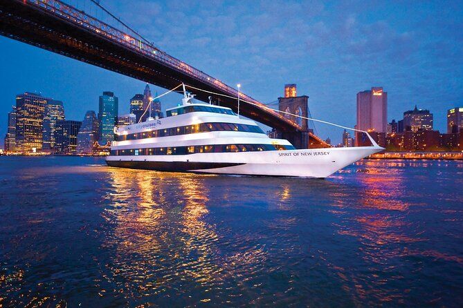 Imagen del tour: NYC Skyline Dinner Cruise desde Nueva Jersey