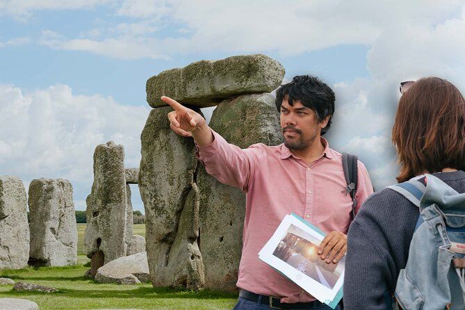 Imagen del tour: 'Stonehenge e Inglaterra secreta' de Bath para 2-8 aventureros curiosos