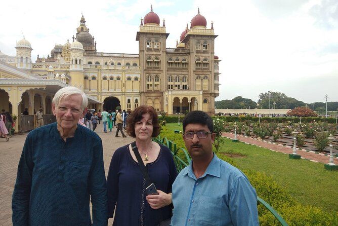Imagen del tour: Excursión de Hubli a Hampi, Belur, Halebedu, Mysore y Bangalore