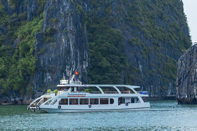 Imagen del tour: Excursión de un día de lujo a la bahía de Halong con Alova Premium Cruise Todo incluido