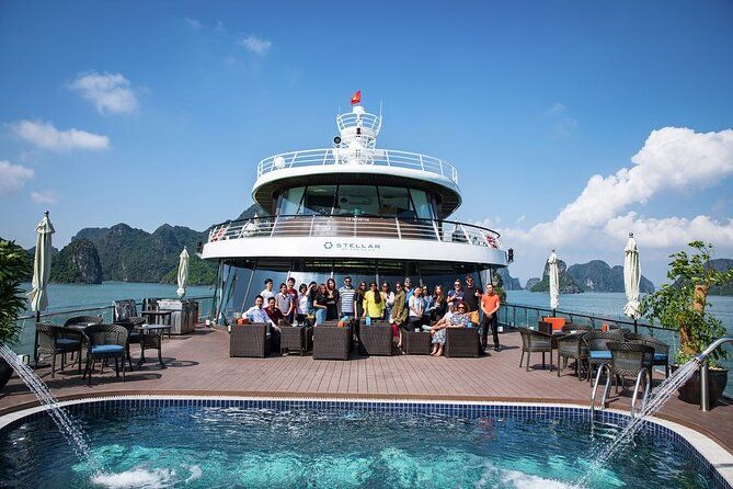 Imagen del tour: Stellar of The Seas Best Top Vip Cruise Ha Long Bay 2 días 1 noche
