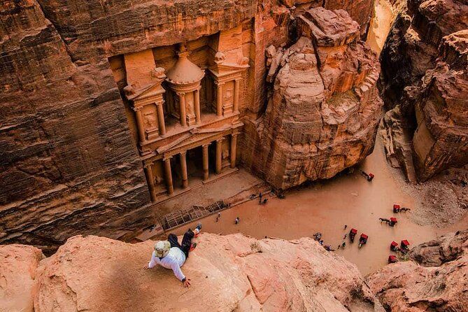 Imagen del tour: Desde Ammán: día completo privado Petra y Wadi ron