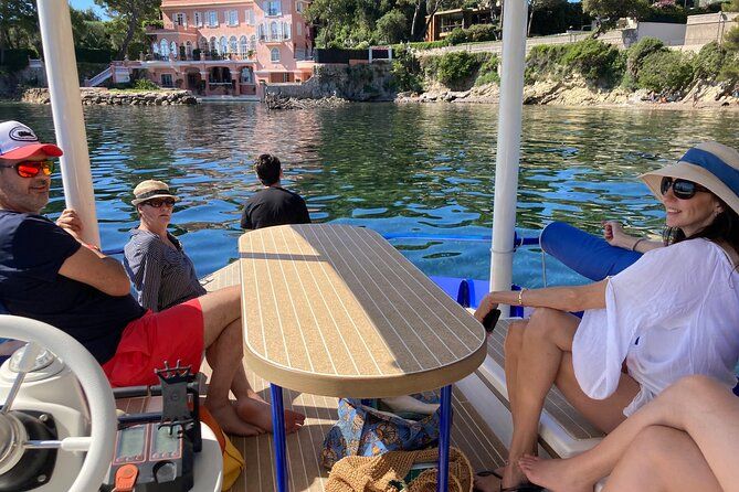 Imagen del tour: Recorrido privado en una barca de energía solar con el mejor acceso desde Niza y Mónaco
