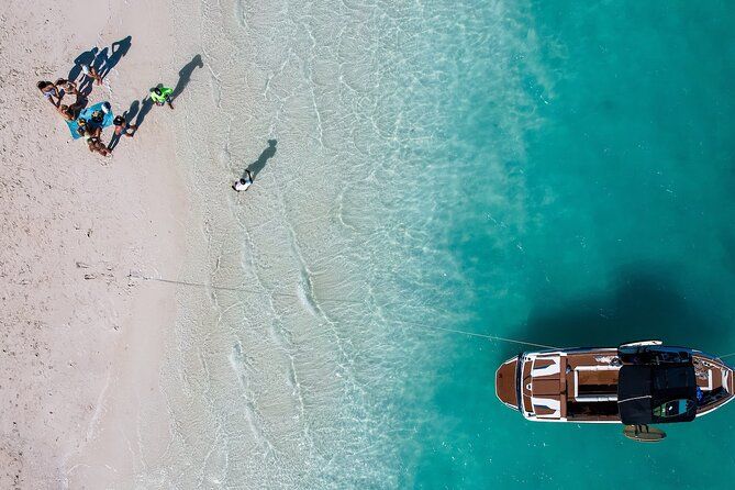 Imagen del tour: Tour privado de escape a la isla de 7 horas en las Islas Turcas y Caicos (hasta 10)