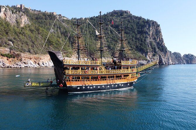 Imagen del tour: Tour en el gran barco pirata de Alanya