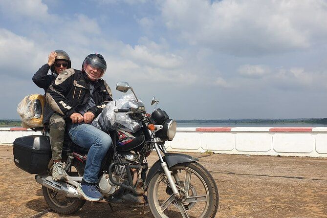 Imagen del tour: Excursión de un día en moto por el paso de Hai Van.