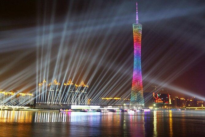 Imagen del tour: Crucero nocturno por el río Perla de Guangzhou y visita privada a la Torre de Cantón