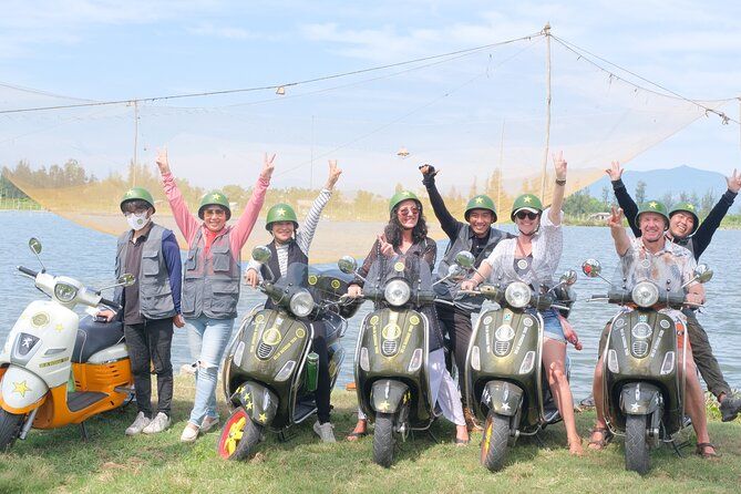 Imagen del tour: Medio día explorando el campo de Hoi An en una Vespa