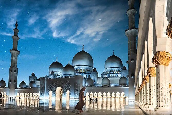 Imagen del tour: Abu Dhabi - Tour de la Gran Mezquita Sheikh Zayed en un vehículo privado