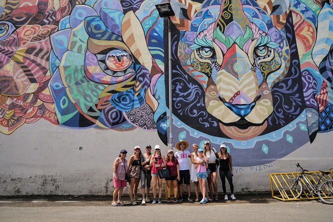 Imagen del tour: Tour guiado a pie de arte callejero y graffiti en Jaco Costa Rica
