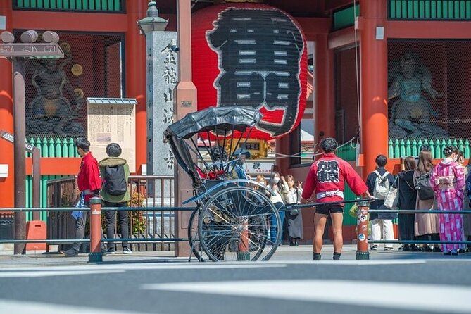 Imagen del tour: 【30 minutos】Recorrido en rickshaw por el templo de Matsuchiyama en Asakusa