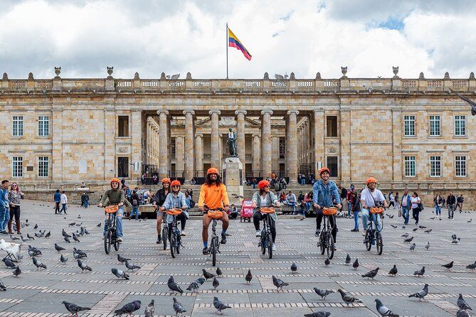 Imagen del tour: Tour de 4 horas en bicicleta eléctrica en la ciudad de Bogotá, Colombia