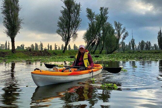 Imagen del tour: Amanecer y Kayak en Xochimilco (Todo incluido)