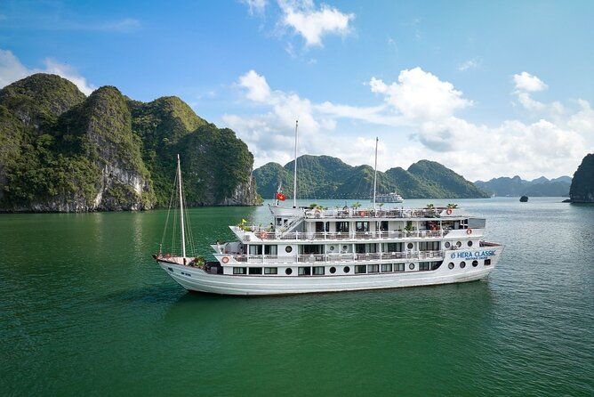 Imagen del tour: Hera Classic Cruise 2 días 1 noche Explore la bahía de Halong desde HANOI