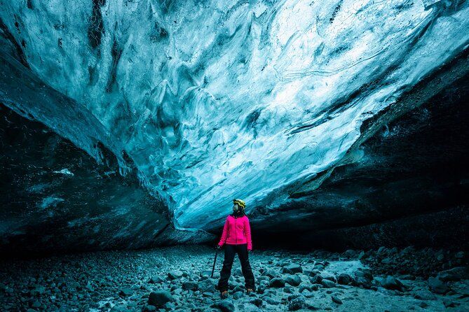 Imagen del tour: Visita privada a la cueva de hielo azul (desde Jokulsarlon)