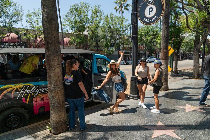 Imagen del tour: Recorrido turístico por Hollywood y casas de famosos en autobús al aire libre