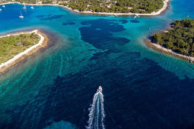 Imagen del tour: Bahías secretas del archipiélago de Trogir y baño en la laguna azul
