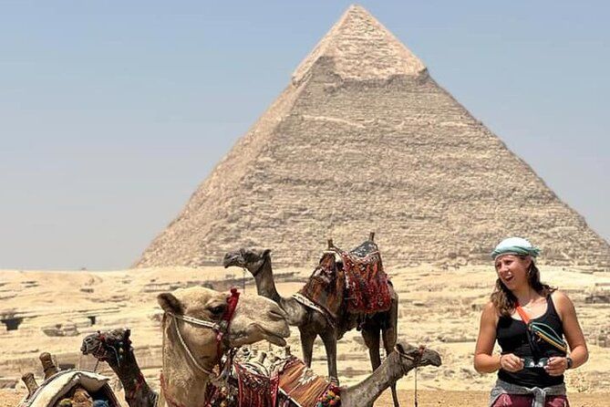 Imagen del tour: Recorrido privado de 4 horas y medio día por las pirámides de Guiza y la Esfinge desde hoteles de El Cairo o Guiza