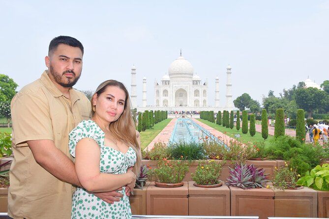 Imagen del tour: Tour privado en coche todo incluido al Taj Mahal desde Delhi