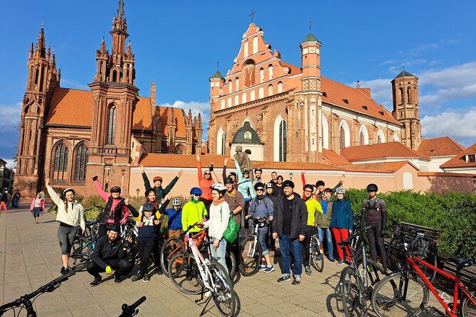 Imagen del tour: El recorrido en bicicleta por Vilnius destaca "lugares emblemáticos y joyas ocultas"