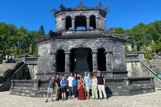 Imagen del tour: Tour grupal de lujo por la ciudad de Hue (tour diario, 12 personas máximo) - Incluye todo