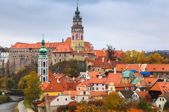 Imagen del tour: Búsqueda del tesoro de Cesky Krumlov y visita autoguiada a los mejores lugares de interés